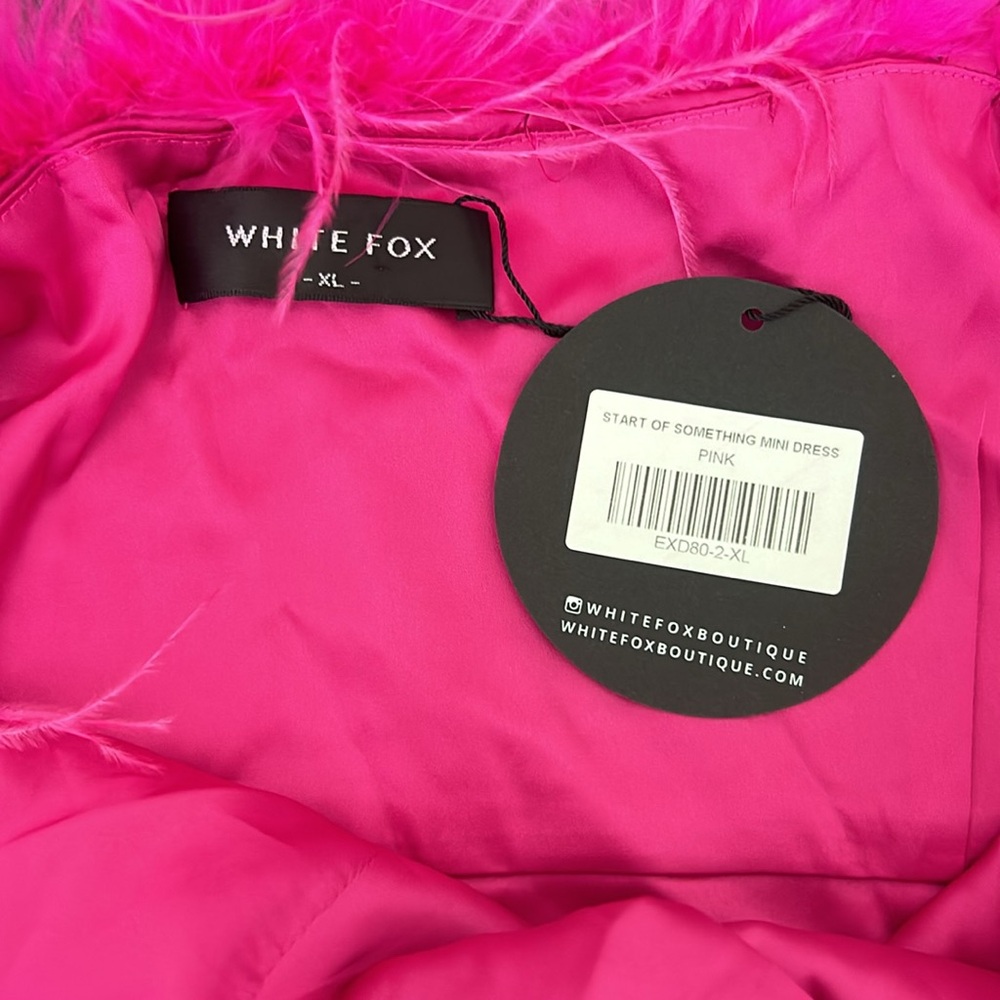 NEW White Fox Boutique pink dress with feather trim - Picture 8 of 11